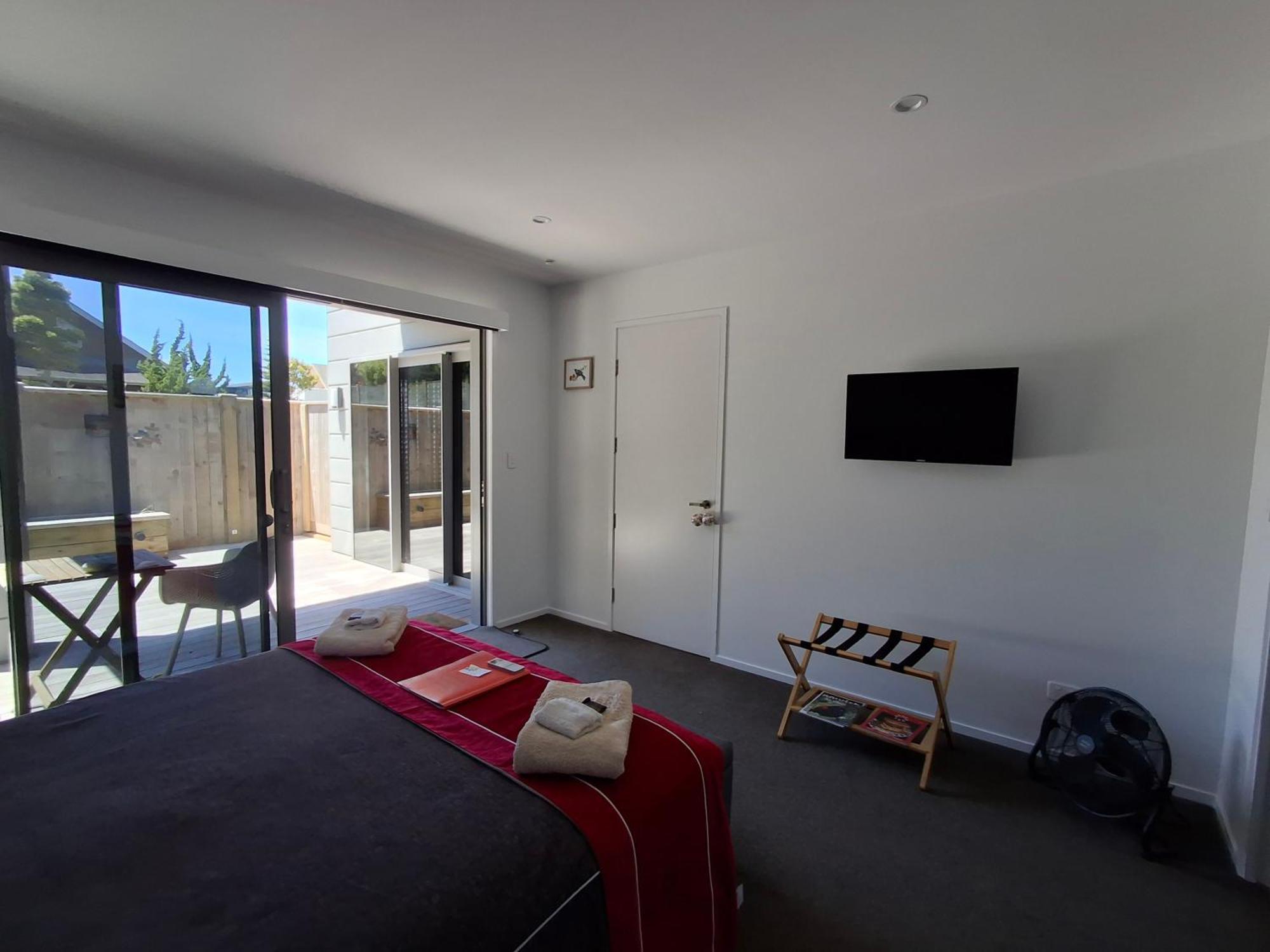 Papamoa Beach, Pohutukawa Deluxe Studio, On Hugoway エクステリア 写真